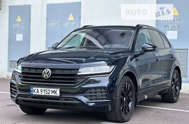 Позашляховик / Кросовер Volkswagen Touareg 2021 в Києві