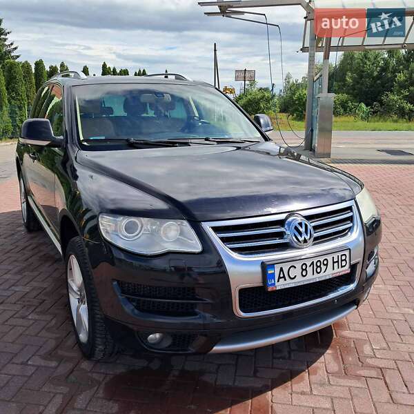 Позашляховик / Кросовер Volkswagen Touareg 2009 в Луцьку