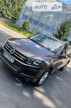 Позашляховик / Кросовер Volkswagen Touareg 2011 в Баранівці