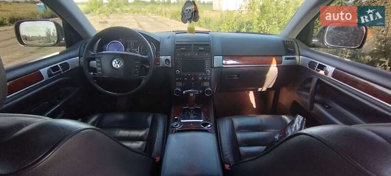 Внедорожник / Кроссовер Volkswagen Touareg 2003 в Харькове