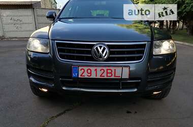 Позашляховик / Кросовер Volkswagen Touareg 2004 в Рівному