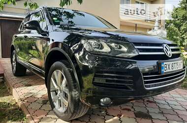 Позашляховик / Кросовер Volkswagen Touareg 2013 в Хмельницькому