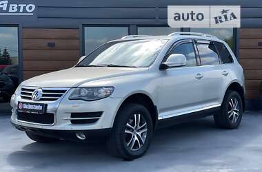 Позашляховик / Кросовер Volkswagen Touareg 2009 в Рівному