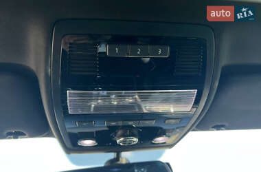 Позашляховик / Кросовер Volkswagen Touareg 2014 в 