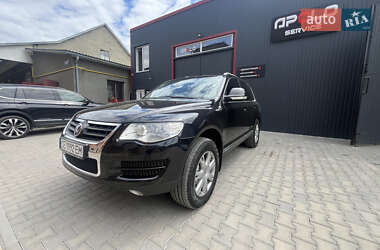 Внедорожник / Кроссовер Volkswagen Touareg 2008 в Черновцах