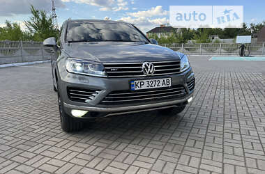 Внедорожник / Кроссовер Volkswagen Touareg 2017 в Запорожье