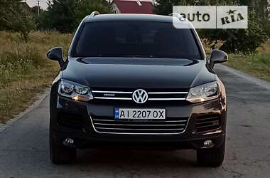 Позашляховик / Кросовер Volkswagen Touareg 2012 в Житомирі