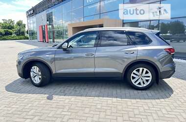 Внедорожник / Кроссовер Volkswagen Touareg 2020 в Полтаве