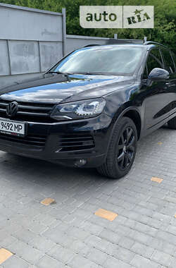 Позашляховик / Кросовер Volkswagen Touareg 2012 в Первомайську