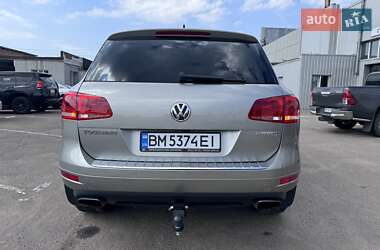 Внедорожник / Кроссовер Volkswagen Touareg 2010 в 