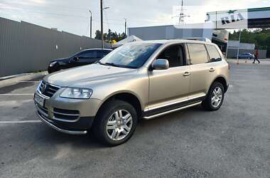 Позашляховик / Кросовер Volkswagen Touareg 2004 в Чернігові