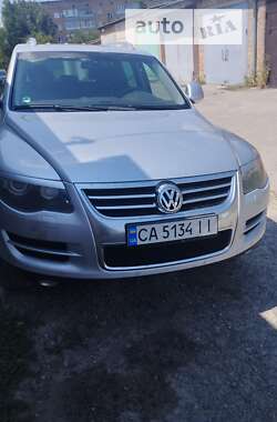 Позашляховик / Кросовер Volkswagen Touareg 2009 в Звенигородці