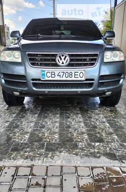 Внедорожник / Кроссовер Volkswagen Touareg 2005 в Чернигове