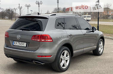 Внедорожник / Кроссовер Volkswagen Touareg 2011 в Белой Церкви