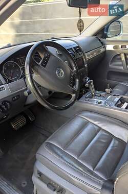 Позашляховик / Кросовер Volkswagen Touareg 2007 в Краматорську