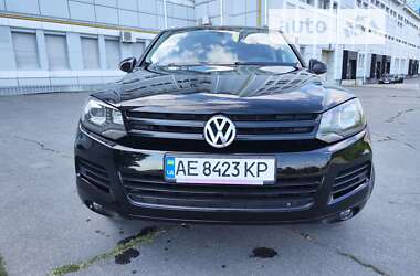 Позашляховик / Кросовер Volkswagen Touareg 2012 в Дніпрі