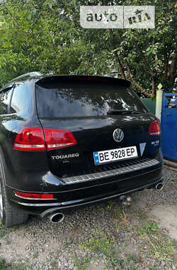 Внедорожник / Кроссовер Volkswagen Touareg 2011 в Новоархангельске