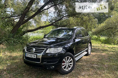 Внедорожник / Кроссовер Volkswagen Touareg 2007 в Житомире