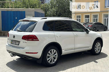 Позашляховик / Кросовер Volkswagen Touareg 2013 в Одесі