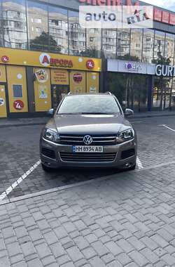 Внедорожник / Кроссовер Volkswagen Touareg 2011 в Одессе