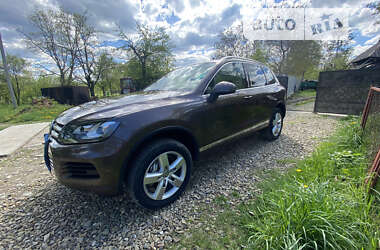 Внедорожник / Кроссовер Volkswagen Touareg 2013 в Коломые