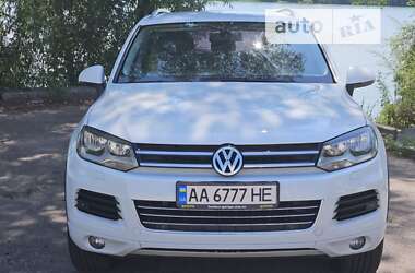 Позашляховик / Кросовер Volkswagen Touareg 2013 в Києві