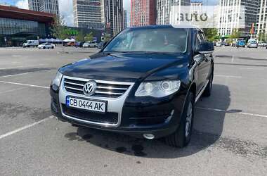 Позашляховик / Кросовер Volkswagen Touareg 2008 в Києві