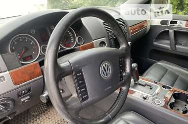 Позашляховик / Кросовер Volkswagen Touareg 2005 в Харкові