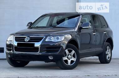 Внедорожник / Кроссовер Volkswagen Touareg 2008 в Сарнах