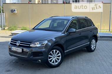 Позашляховик / Кросовер Volkswagen Touareg 2012 в Одесі