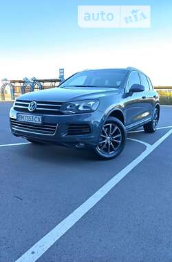 Внедорожник / Кроссовер Volkswagen Touareg 2013 в Львове