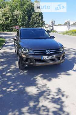 Позашляховик / Кросовер Volkswagen Touareg 2011 в Львові