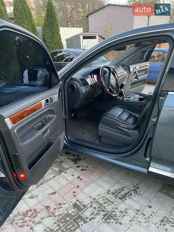 Позашляховик / Кросовер Volkswagen Touareg 2006 в Кам'янець-Подільському фото 12 Позашляховик / Кросовер Volkswagen Touareg 2006 в Кам'янець-Подільському