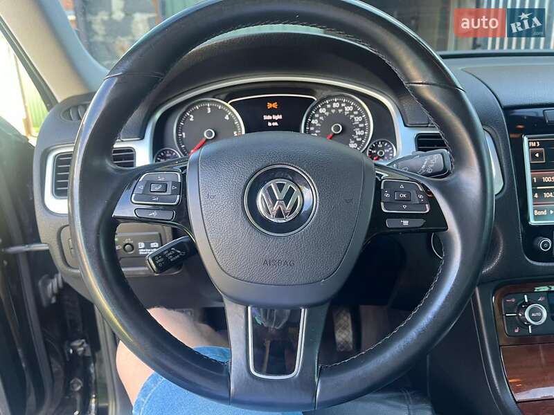 Внедорожник / Кроссовер Volkswagen Touareg 2011 в Ивано-Франковске фото 10 Внедорожник / Кроссовер Volkswagen Touareg 2011 в Ивано-Франковске