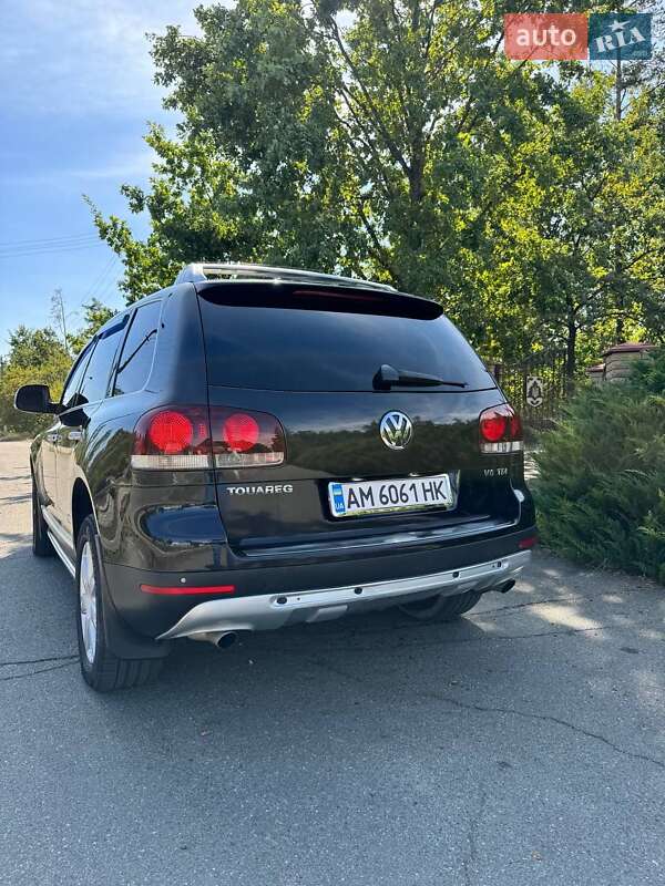 Внедорожник / Кроссовер Volkswagen Touareg 2007 в Малине