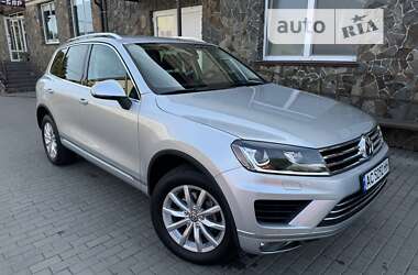 Внедорожник / Кроссовер Volkswagen Touareg 2016 в Владимир-Волынском