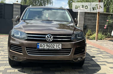 Внедорожник / Кроссовер Volkswagen Touareg 2013 в Мукачево