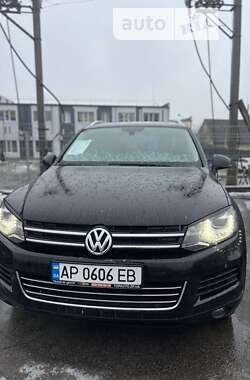 Позашляховик / Кросовер Volkswagen Touareg 2012 в Дніпрі