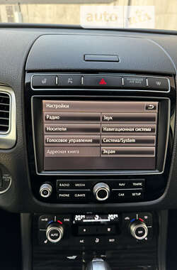 Внедорожник / Кроссовер Volkswagen Touareg 2016 в 