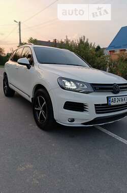 Позашляховик / Кросовер Volkswagen Touareg 2011 в Вінниці