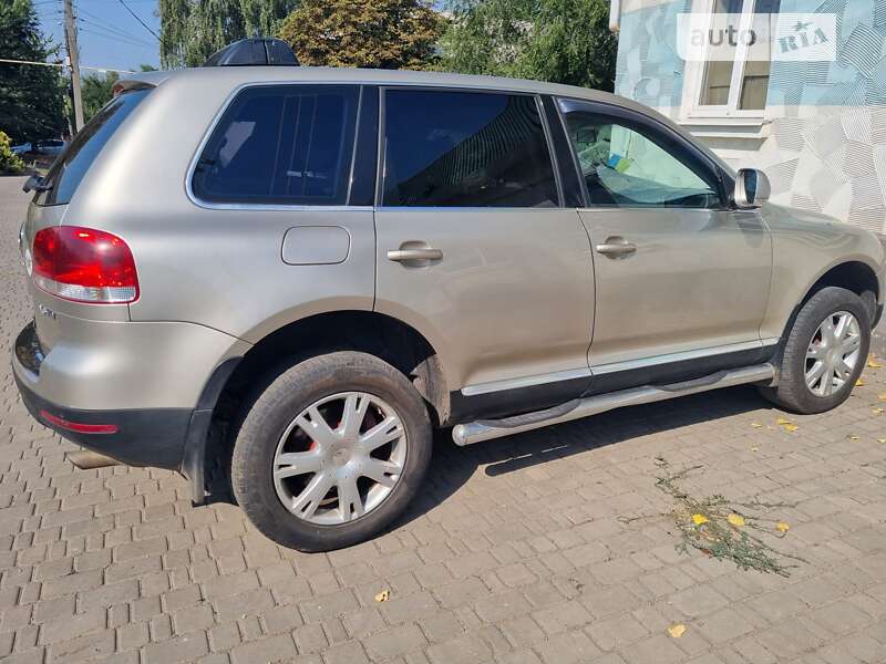 Позашляховик / Кросовер Volkswagen Touareg 2006 в Коломиї