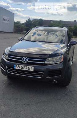 Внедорожник / Кроссовер Volkswagen Touareg 2012 в Жмеринке