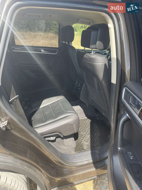 Позашляховик / Кросовер Volkswagen Touareg 2017 в Кропивницькому