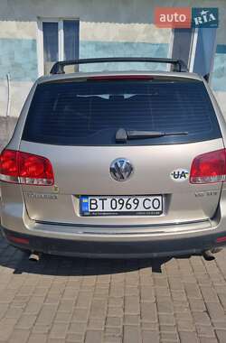 Внедорожник / Кроссовер Volkswagen Touareg 2006 в Скадовске