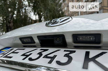 Внедорожник / Кроссовер Volkswagen Touareg 2014 в Кривом Роге