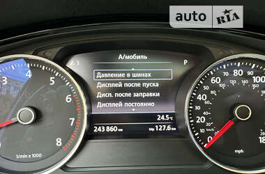 Внедорожник / Кроссовер Volkswagen Touareg 2014 в Кривом Роге