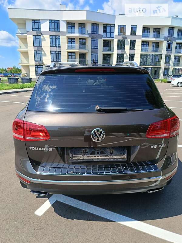 Внедорожник / Кроссовер Volkswagen Touareg 2017 в Киеве