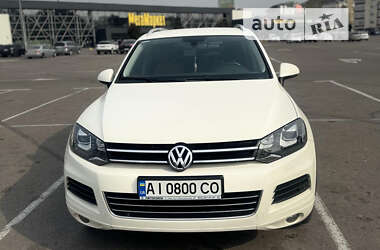 Позашляховик / Кросовер Volkswagen Touareg 2011 в Києві