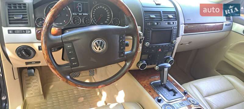 Позашляховик / Кросовер Volkswagen Touareg 2006 в Радехові