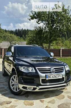 Внедорожник / Кроссовер Volkswagen Touareg 2007 в Львове